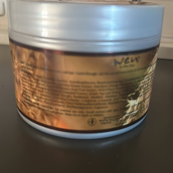 WEN by Chaz Dean 8 oz. Re-Moist Restorative Hair Mask - Picture 3 of 5